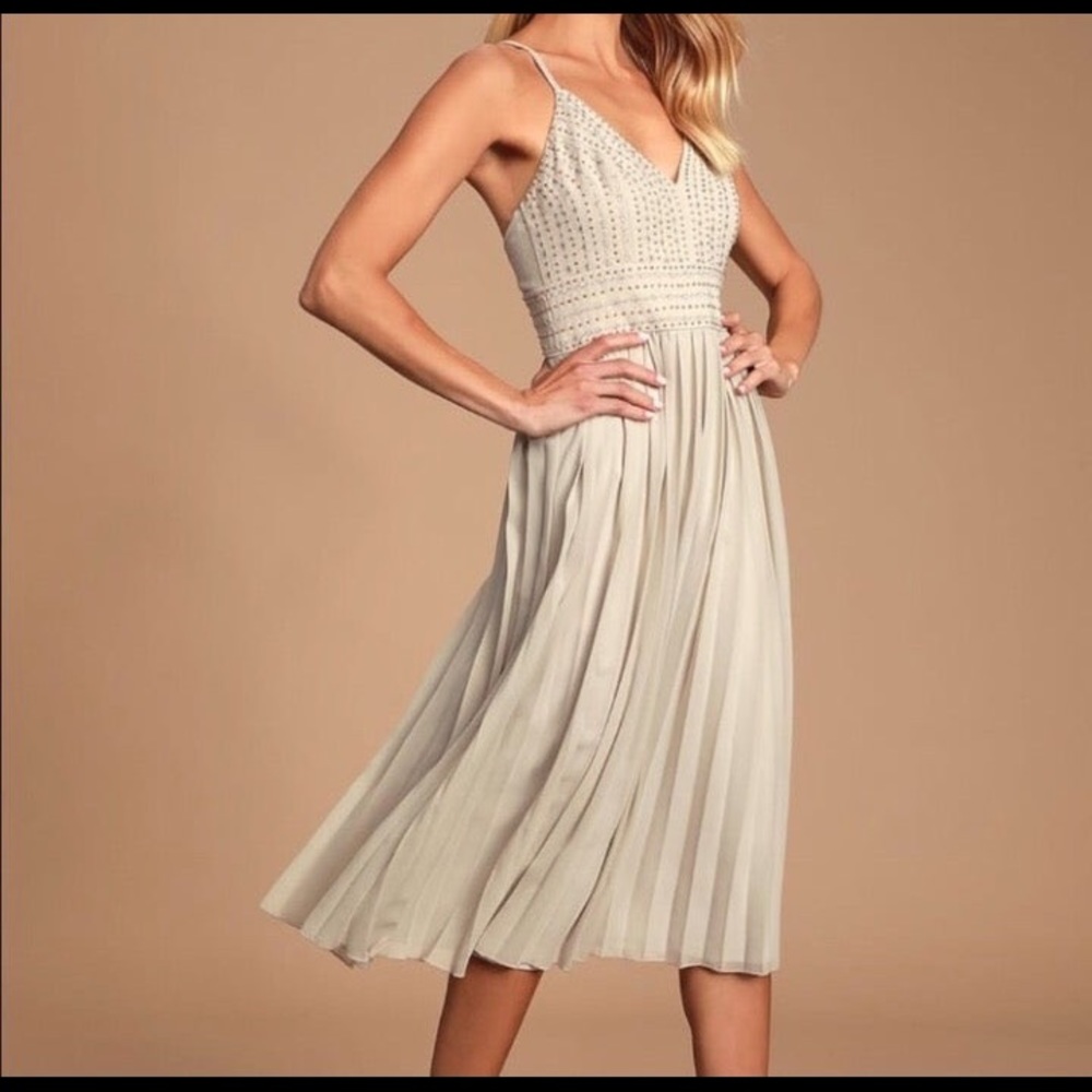 NWT Dare to Love Grey Embroidered Midi Dress